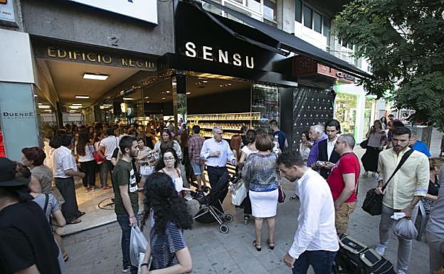 FACUA Granada exige a las autoridades más control en las rebajas