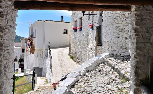 La localidad alpujarreña de Trevélez se prepara para celebrar a lo grande las fiestas de San Benito