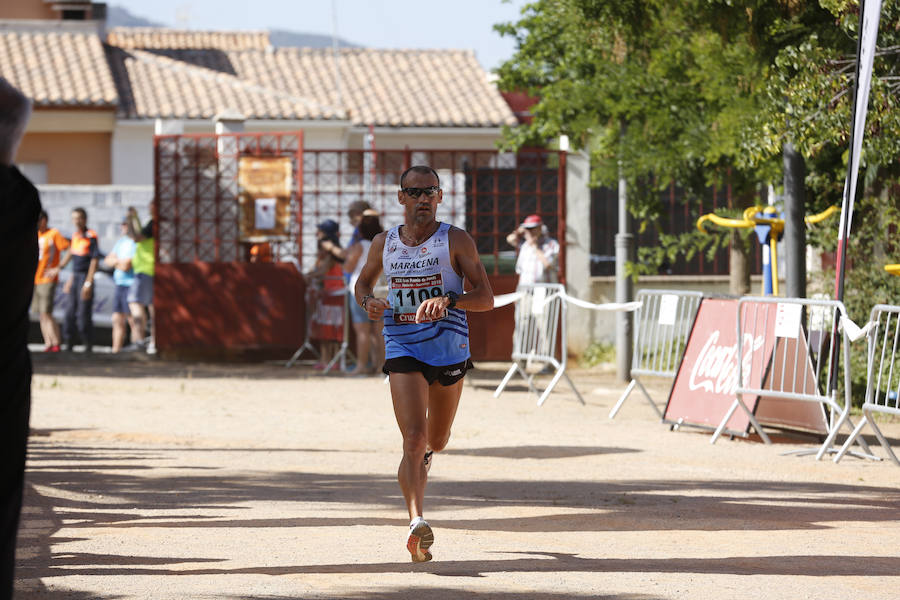 Juan Pérez y Petersson se llevan la victoria en Gójar, en una carrera que ha reunido a más de 700 corredores
