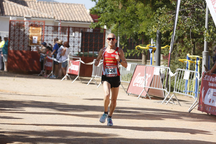 Juan Pérez y Petersson se llevan la victoria en Gójar, en una carrera que ha reunido a más de 700 corredores