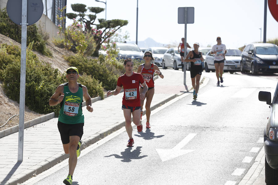 Juan Pérez y Petersson se llevan la victoria en Gójar, en una carrera que ha reunido a más de 700 corredores