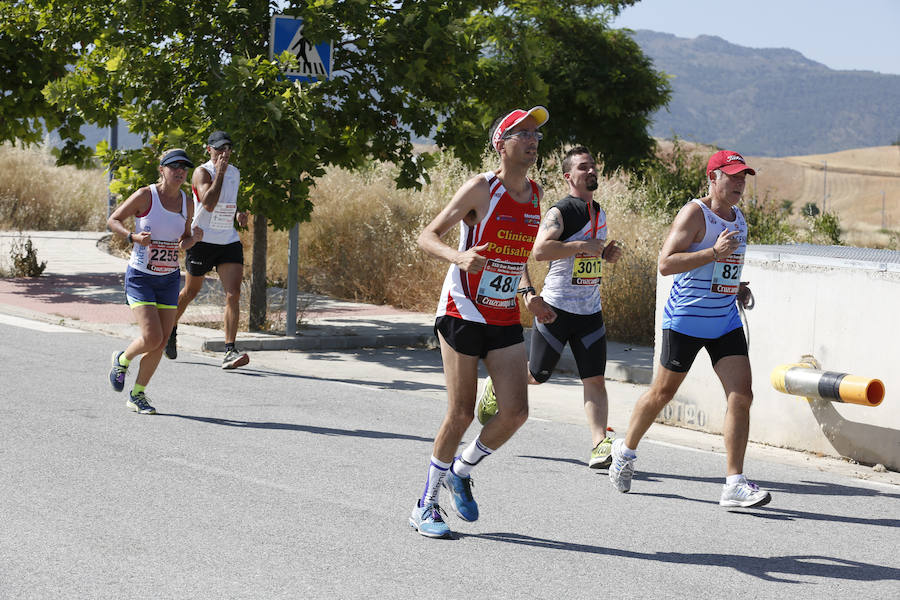 Juan Pérez y Petersson se llevan la victoria en Gójar, en una carrera que ha reunido a más de 700 corredores