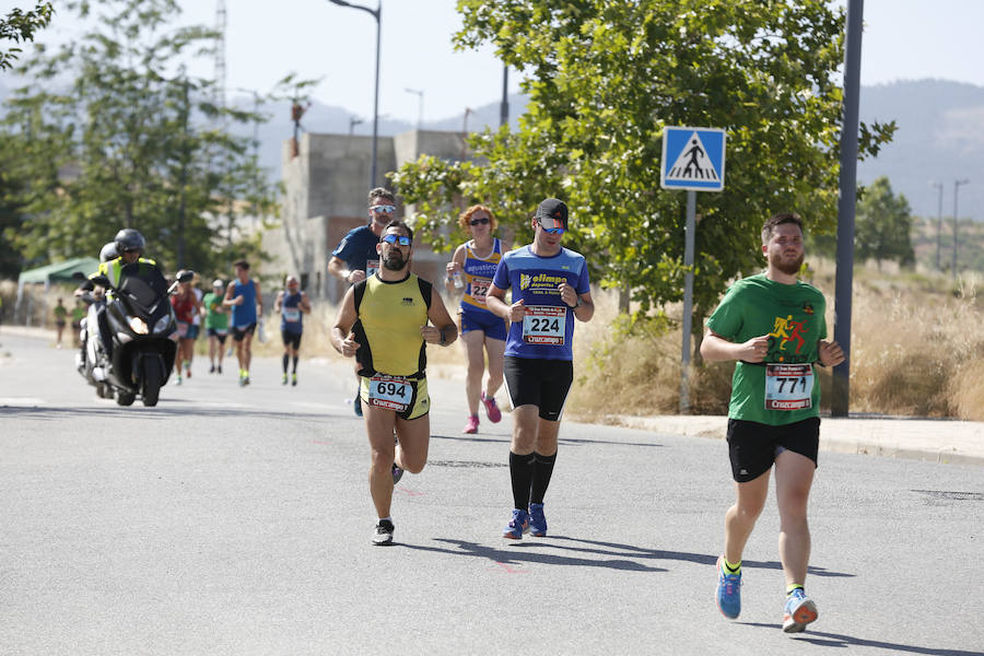 Juan Pérez y Petersson se llevan la victoria en Gójar, en una carrera que ha reunido a más de 700 corredores