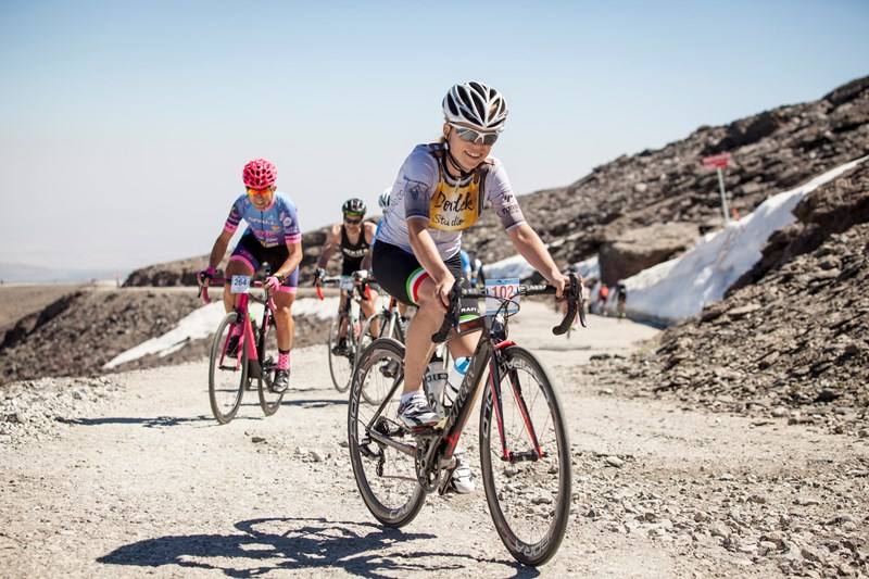 Ginés Navarro gana la carrera en el último kilómetro, a más de 3.000 metros de altitud