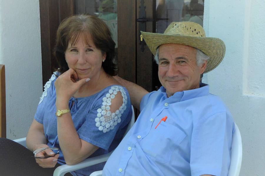 La Asociación 'Amigos de la Música' ha amenizado el festejo organizado por el sacerdote y colaborando el Ayuntamiento y los vecinos del municipio alpujarreño