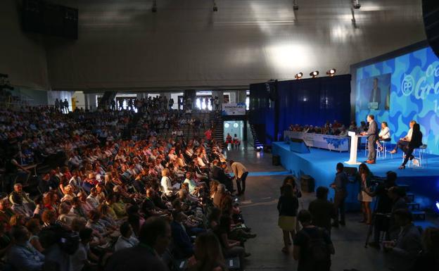 El último congreso del PP de Granada llega a juicio con las cuotas en el centro de la polémica