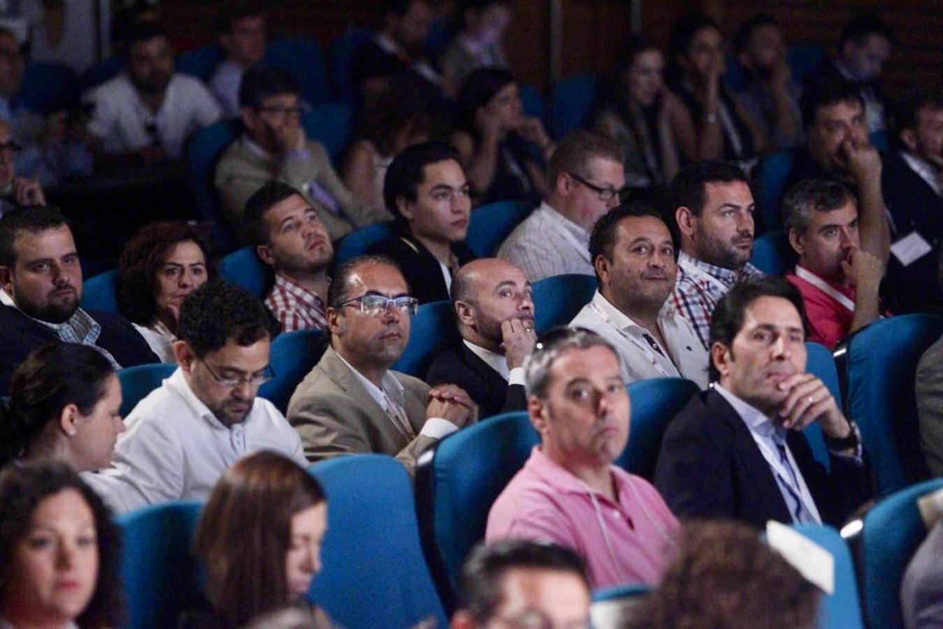 Repaso gráfico de todas las fotografías que vamos captando en el Palacio de Congresos de Granada