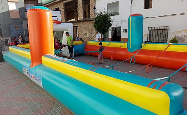 Niños participando en las actividades 