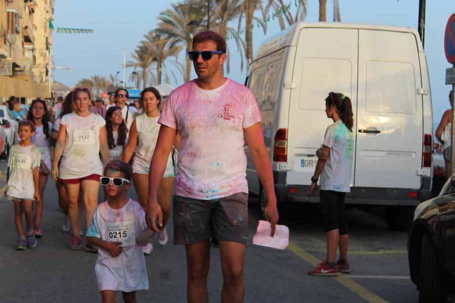 El anejo de Motril celebra la II Color Run; una combinación perfecta de fiesta y deporte