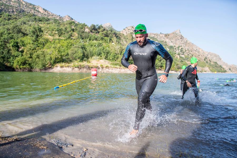Las mejores imágenes de esta espectacular carrera entre Pradollano y La Hoya de la Mora.