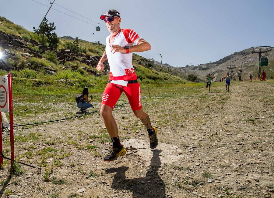 Las mejores imágenes de esta espectacular carrera entre Pradollano y La Hoya de la Mora.
