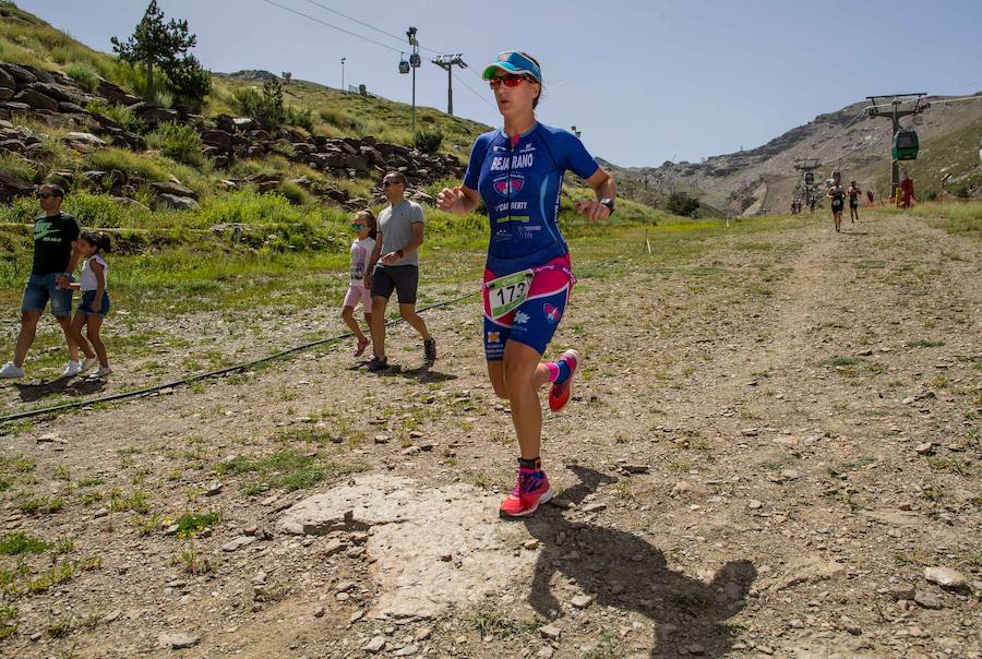Las mejores imágenes de esta espectacular carrera entre Pradollano y La Hoya de la Mora.