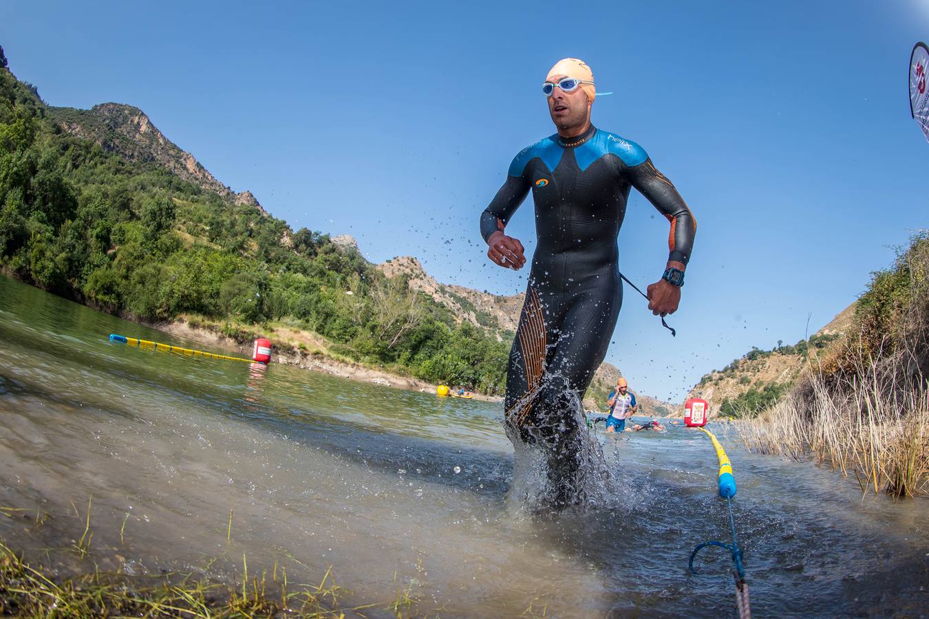 Las mejores imágenes de esta espectacular carrera entre Pradollano y La Hoya de la Mora.