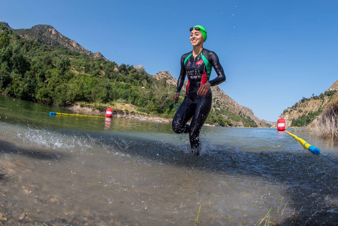 Las mejores imágenes de esta espectacular carrera entre Pradollano y La Hoya de la Mora.