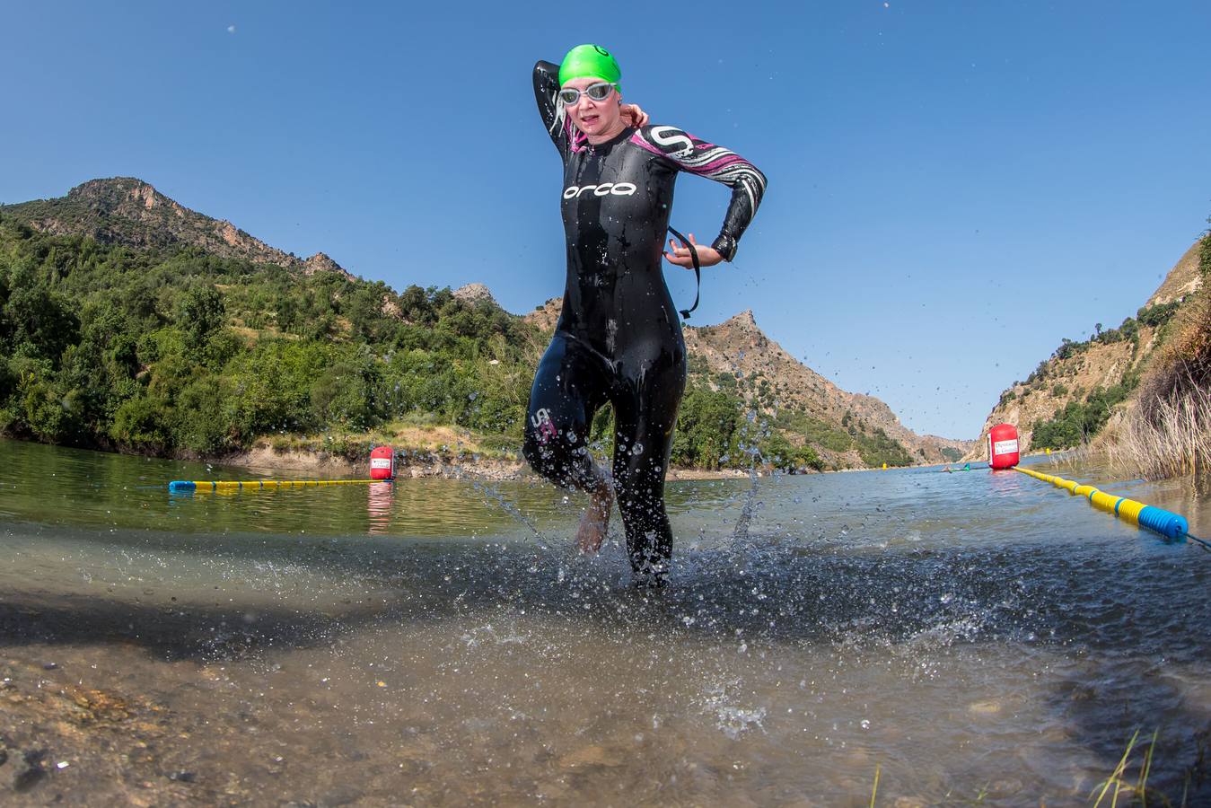 Las mejores imágenes de esta espectacular carrera entre Pradollano y La Hoya de la Mora.