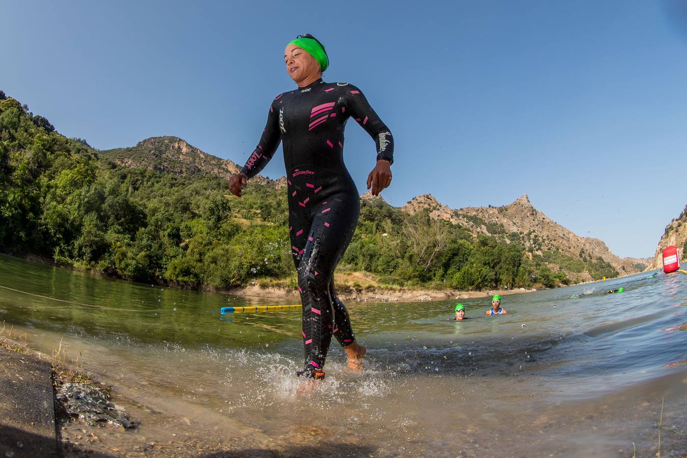 Las mejores imágenes de esta espectacular carrera entre Pradollano y La Hoya de la Mora.