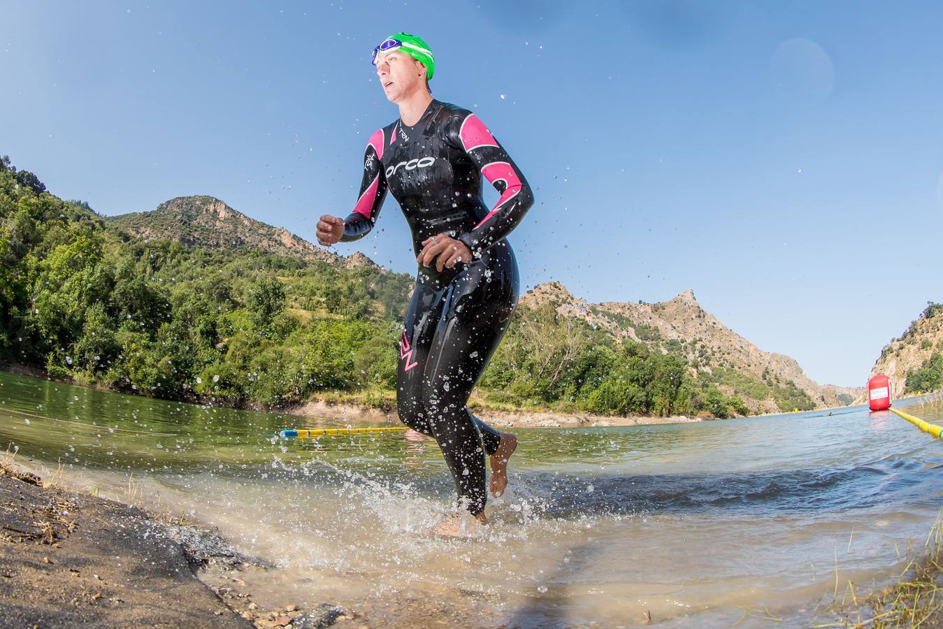 Las mejores imágenes de esta espectacular carrera entre Pradollano y La Hoya de la Mora.