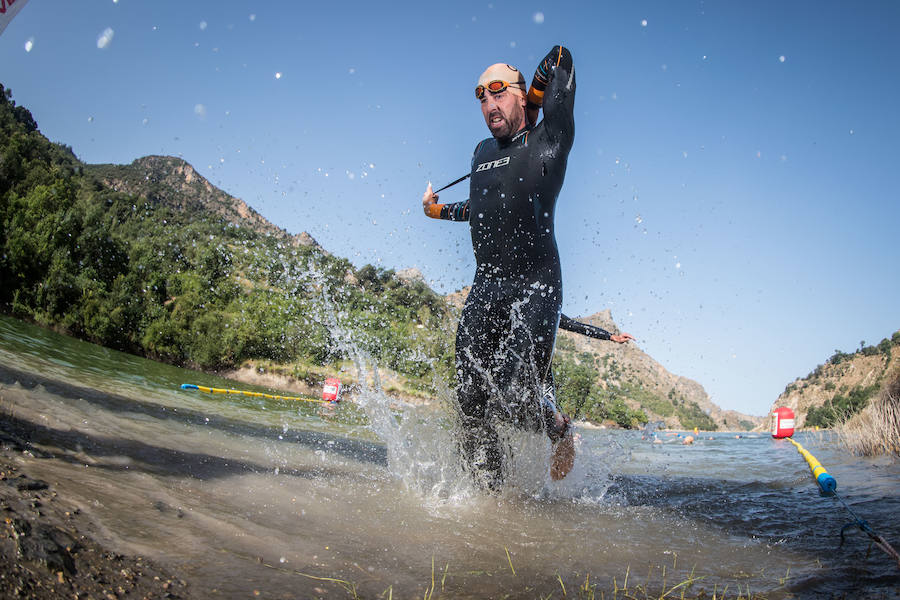 Las mejores imágenes de esta espectacular carrera entre Pradollano y La Hoya de la Mora. (Galería en actualización | Iremos añadiendo imágenes conforme avance la carrera)