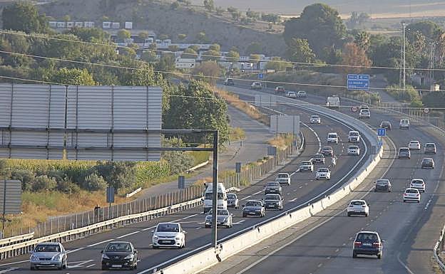 Foto de archivo, A-44