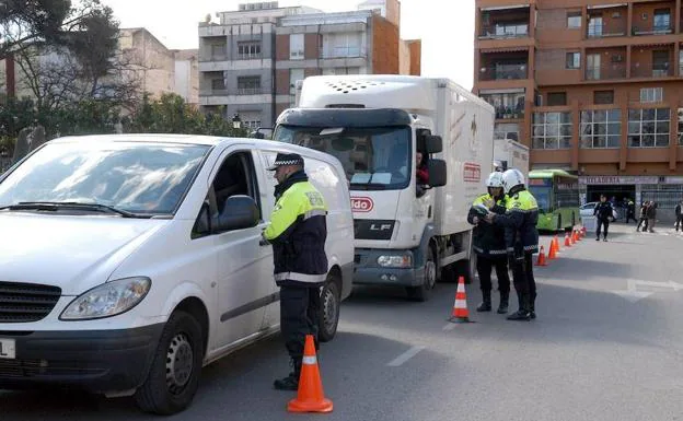 La campaña de control y vigilancia de furgonetas concluye con 41 denuncias en la provincia de Jaén