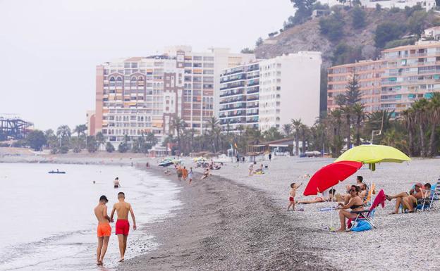 Velilla, una de las playas con más ocupación Almuñécar | Ideal