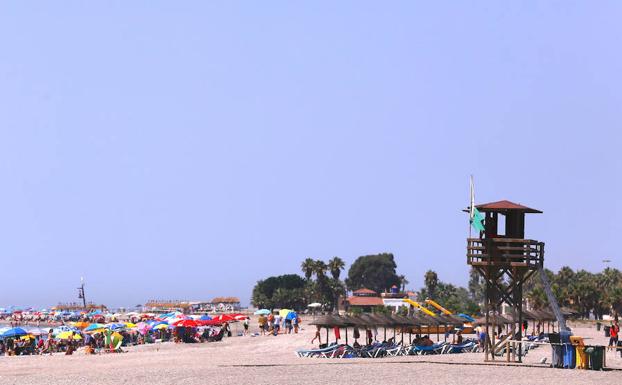 Bandera Verde en playa Poniente