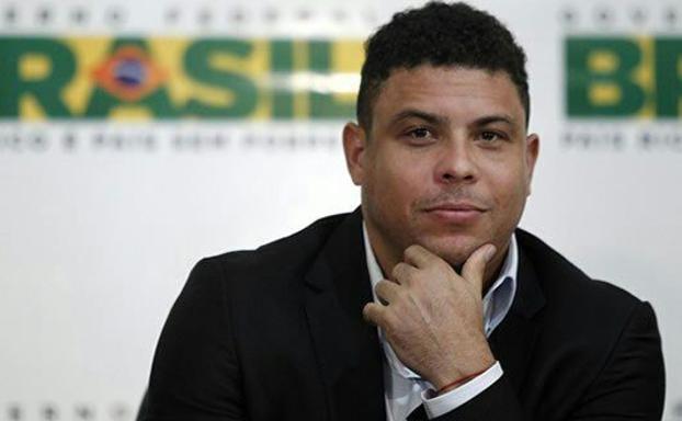 El exfutbolista Ronaldo, ingresado por una neumonía en la UCI en Ibizia