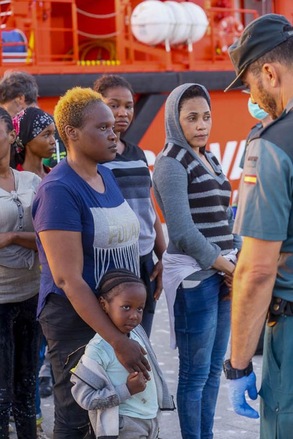 Entre ellos 50 mujeres y nueve niños de corta edad