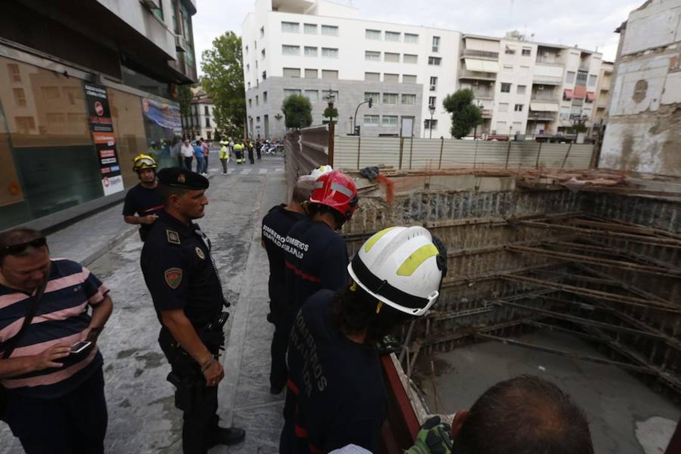 Fotos: Las imágenes de los dos edificios desalojados en Granada por riesgo de derrumbe en las obras del antiguo Hotel Montecarlo