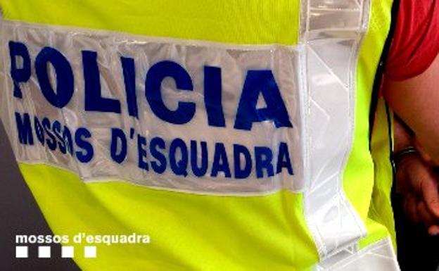 Encarcelado por abusar sexualmente de cuatro adolescentes haciéndose pasar por un rapero