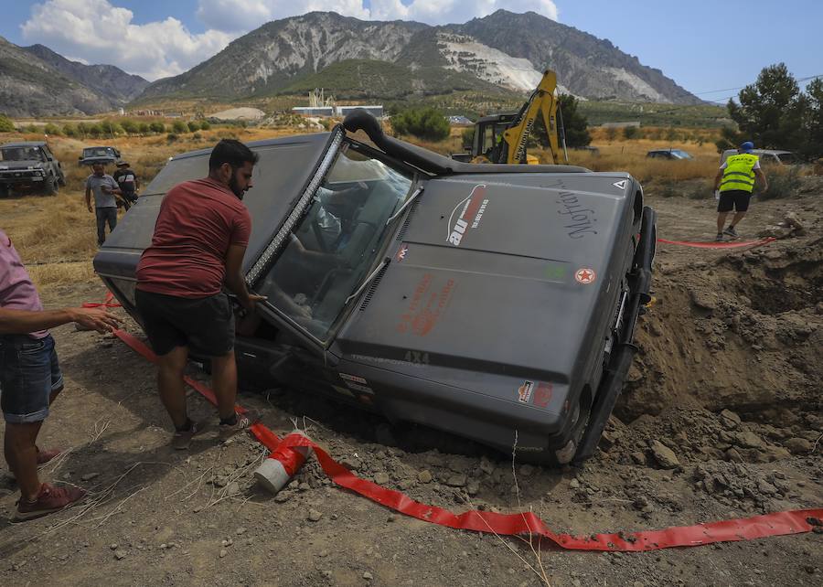 Una de las actividades que preceden a las fiestas de San Ramón ha sido esta espectacular en la que los pilotos de los 4x4 han puesto a prueba sus vehículos