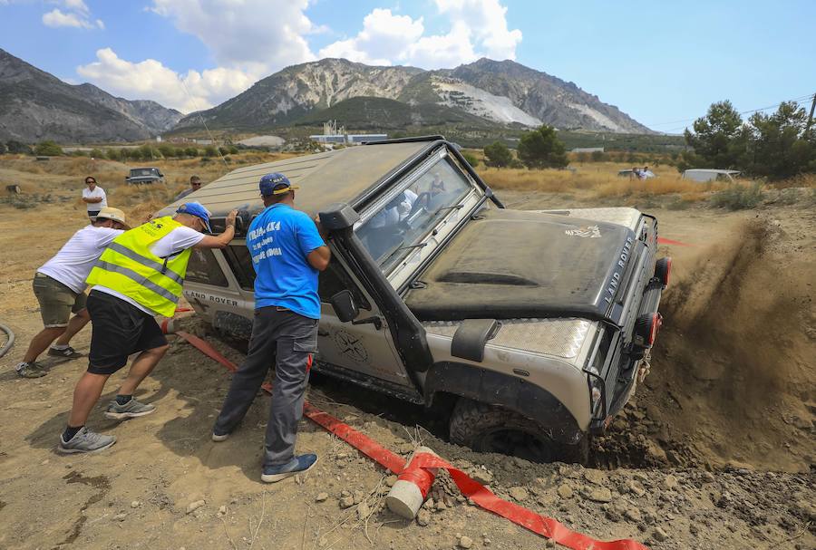 Una de las actividades que preceden a las fiestas de San Ramón ha sido esta espectacular en la que los pilotos de los 4x4 han puesto a prueba sus vehículos