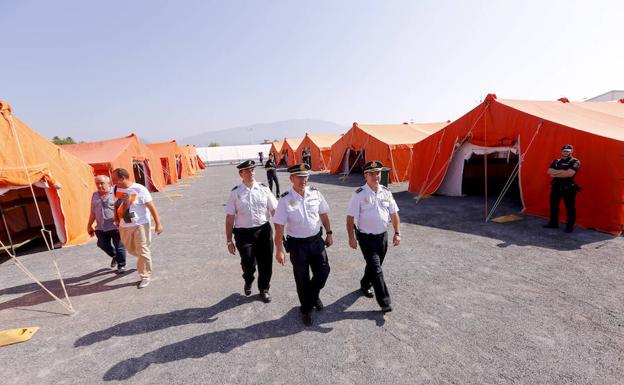 El jefe de la comisaría provincial de Granada ha visitado las instalaciones