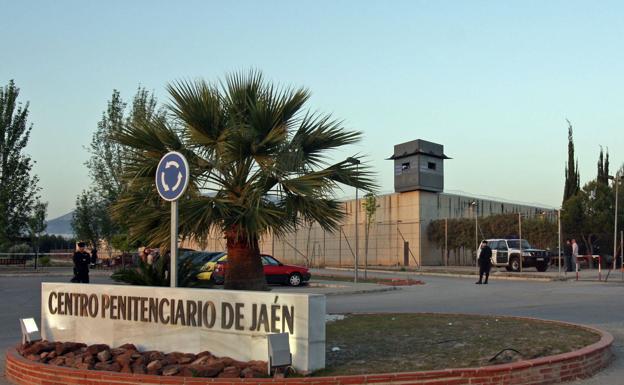 Agreden a dos funcionarios del centro penitenciario de Jaén