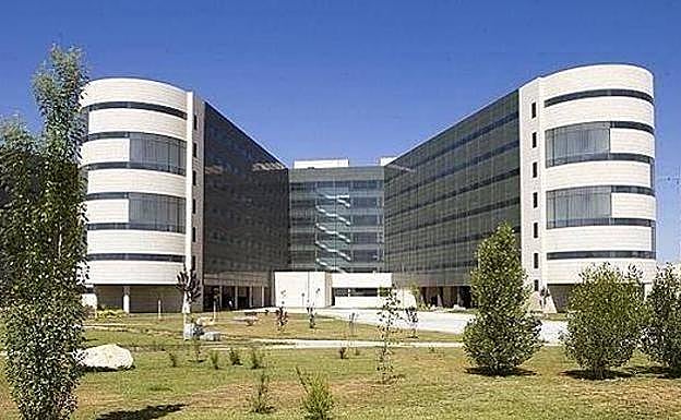 La Fiscalía investigará un posible contagio en un quirófano del PTS por el que pudo fallecer un hombre