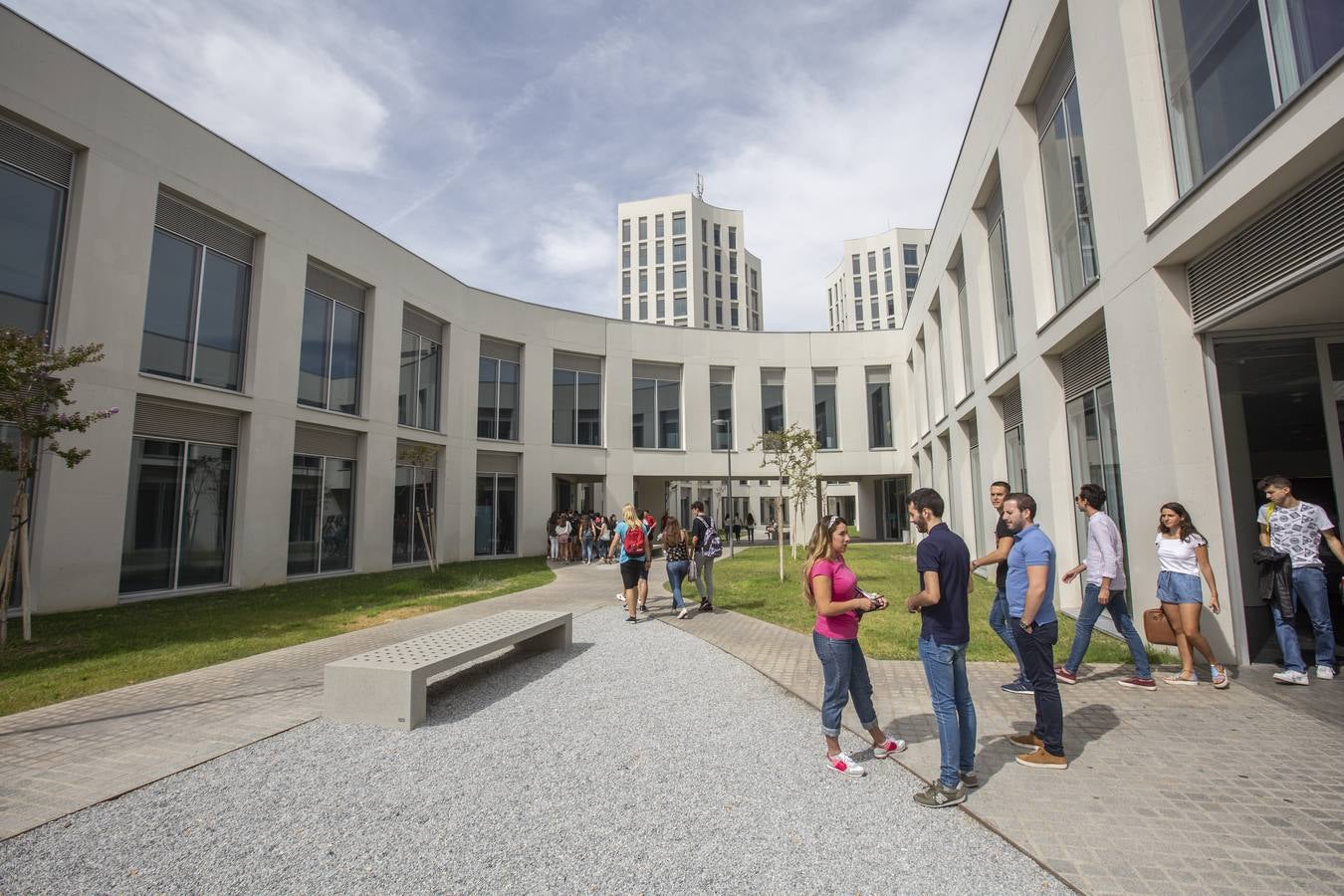 La Universidad de Granada recibe a más de 8.000 nuevos alumnos