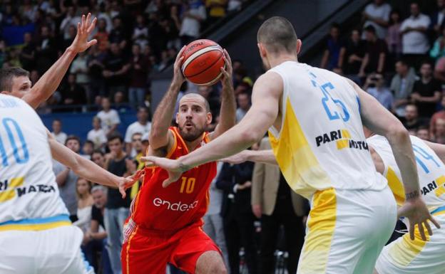 El base español Quino Colom, durante un momento del partido. 