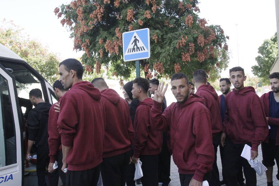 Este lunes quedaron en libertad 17 personas y este martes 21 que han recibido una atención sanitaria, techo y comida gracias al centro habilitado por el Ayuntamiento