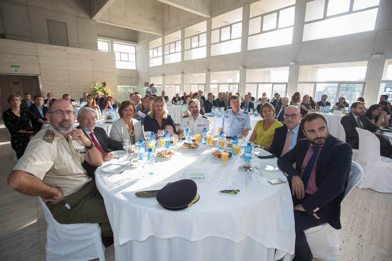 El presidente de Bankia, José Ignacio Goirigolzarri, participa en un desayuno informativo organizado por IDEAL