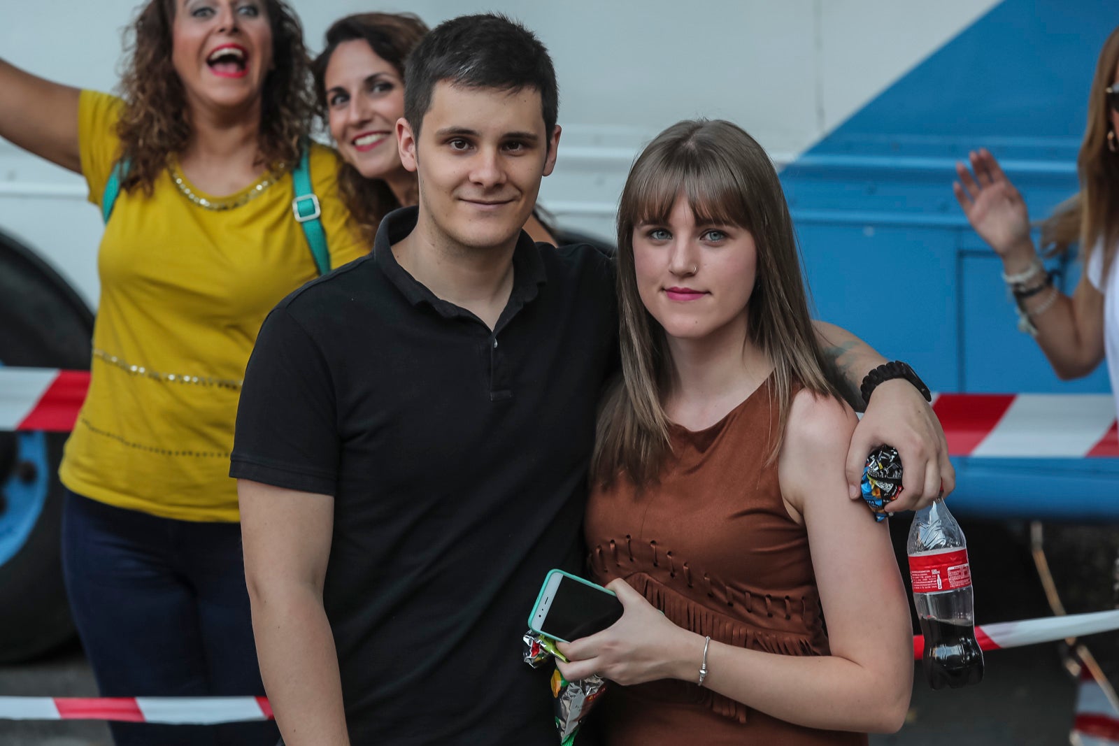 Colas interminables para acceder al concierto del cantante malagueño