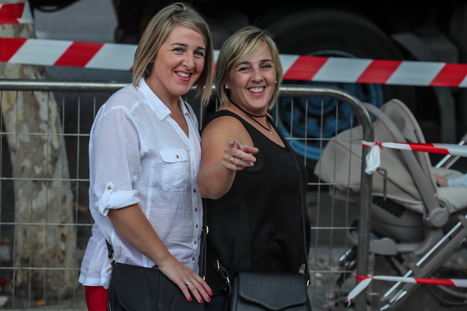 Colas interminables para acceder al concierto del cantante malagueño