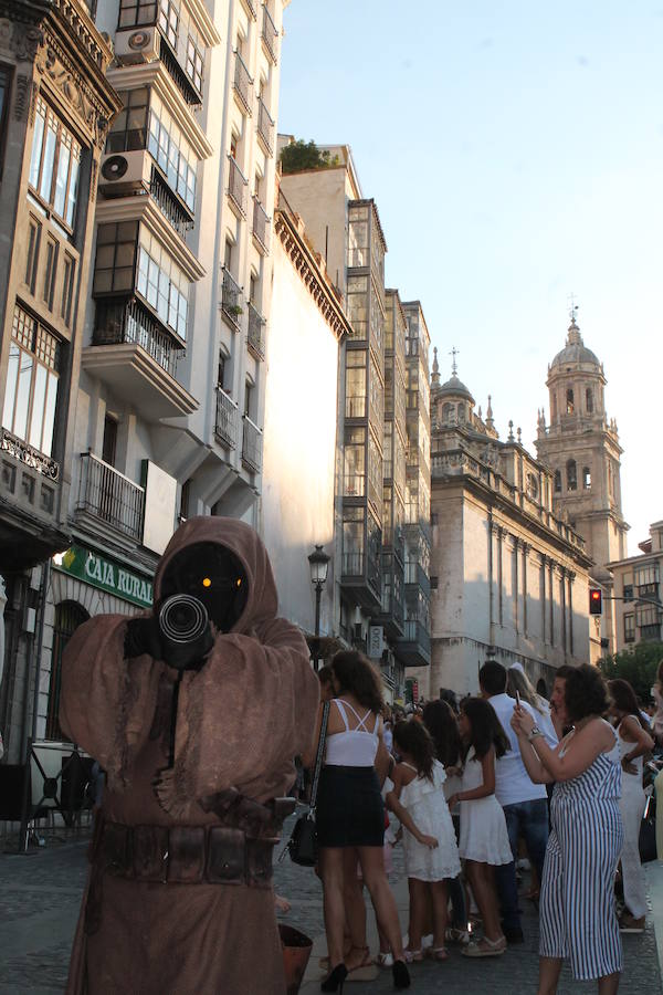 El desfile que entusiasma a niños y adultos