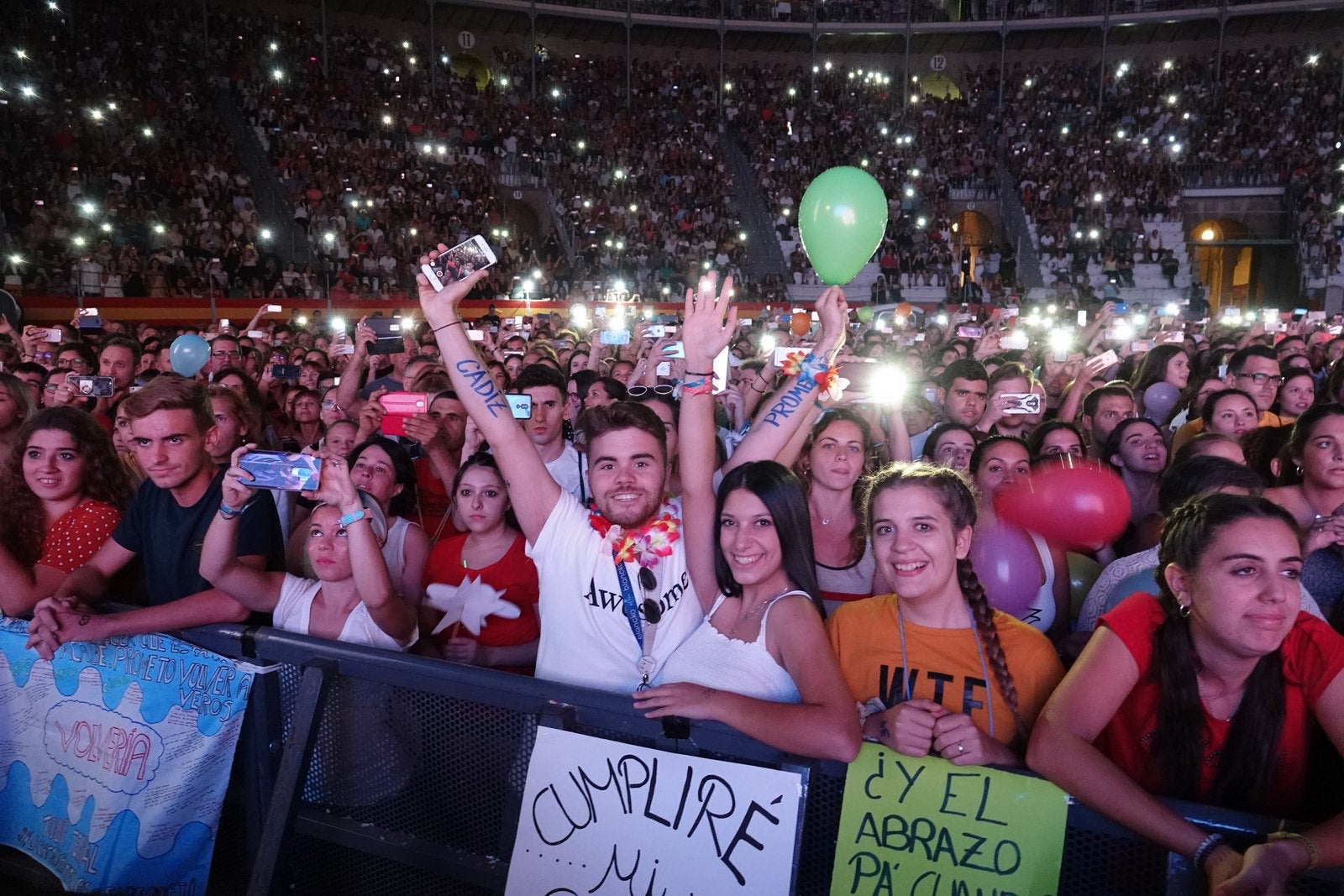 Promento Tour ha sido un éxito a su paso por la ciudad, lleno de nuevo en la Plaza de Toros.