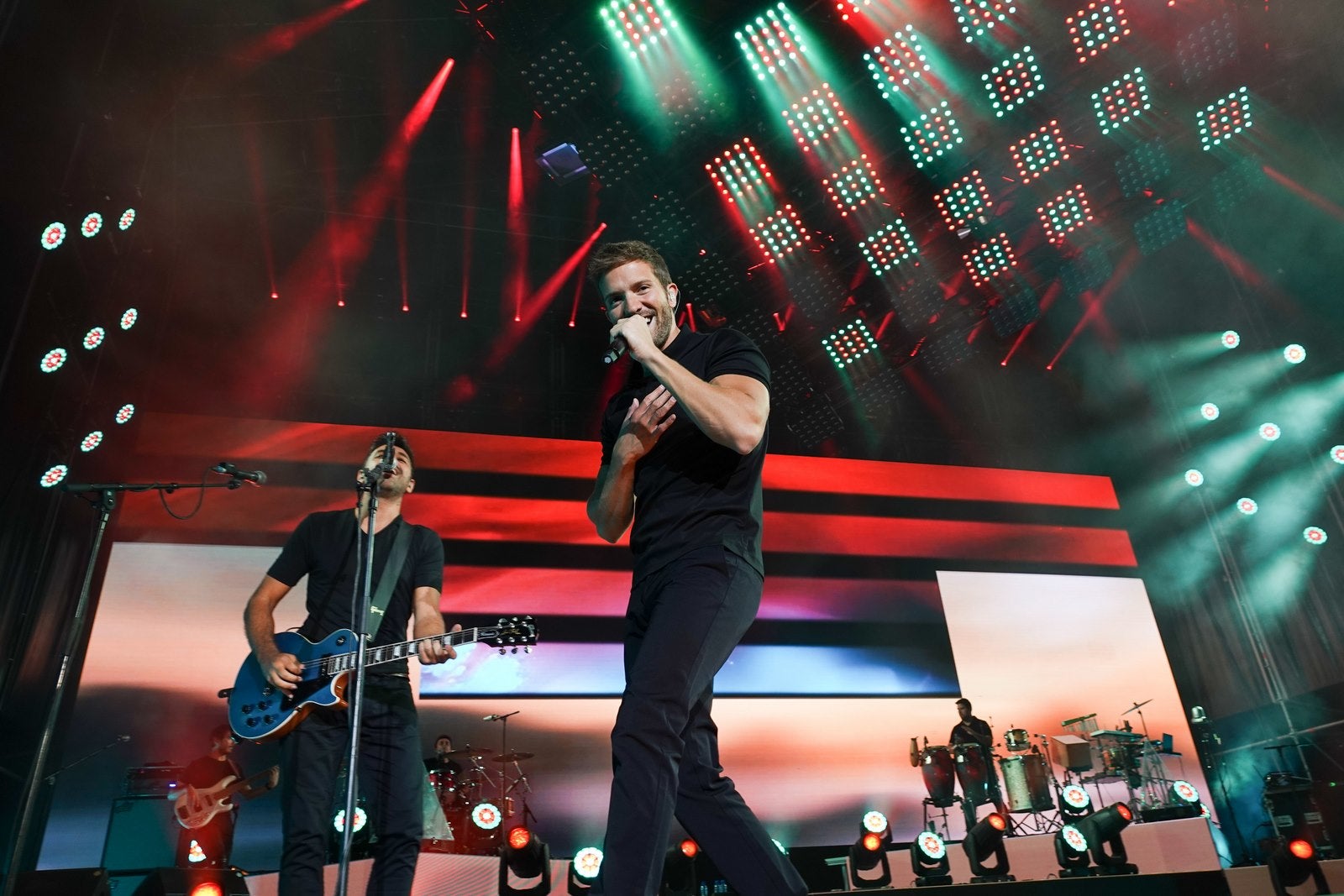 Promento Tour ha sido un éxito a su paso por la ciudad, lleno de nuevo en la Plaza de Toros.