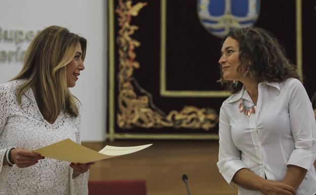 Susana Díaz y la consejera de Igualdad y Conocimiento, Lina Gálvez.