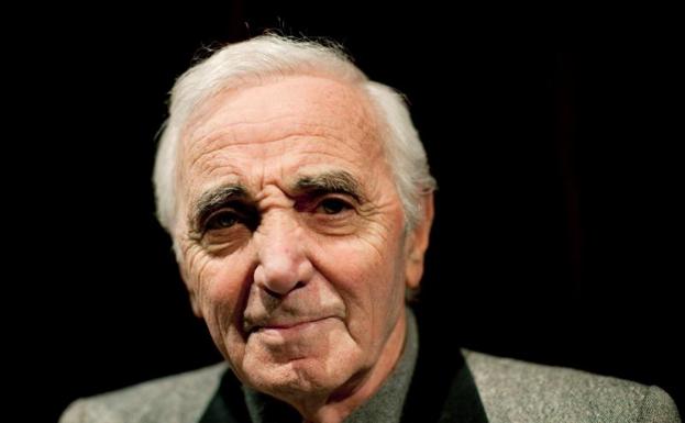 Charles Aznavour.