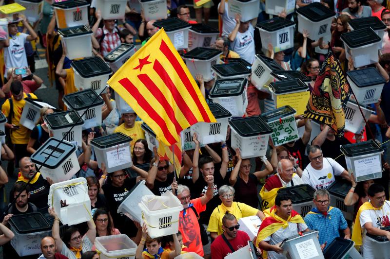 180.000 personas han acudido a la manifestación de Barcelona para conmemorar el primer aniversario del 1-O, según la Guardia Urbana