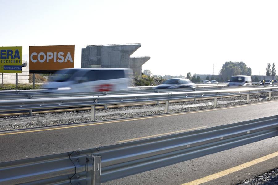 Se ha habilitado un gran desvío en la A-92G con dos carriles en cada sentido 