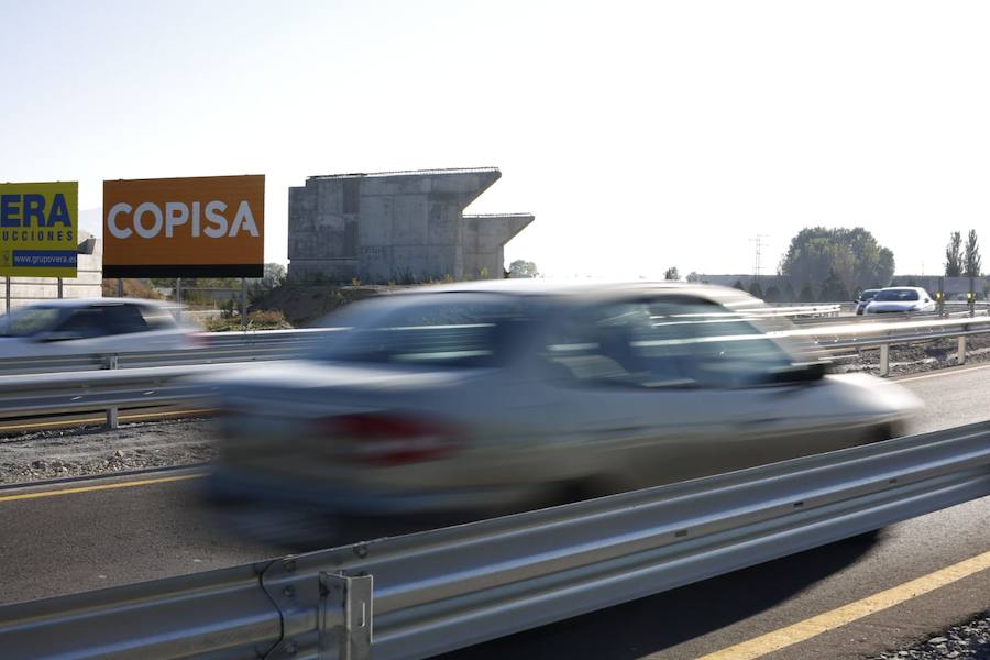 Se ha habilitado un gran desvío en la A-92G con dos carriles en cada sentido 