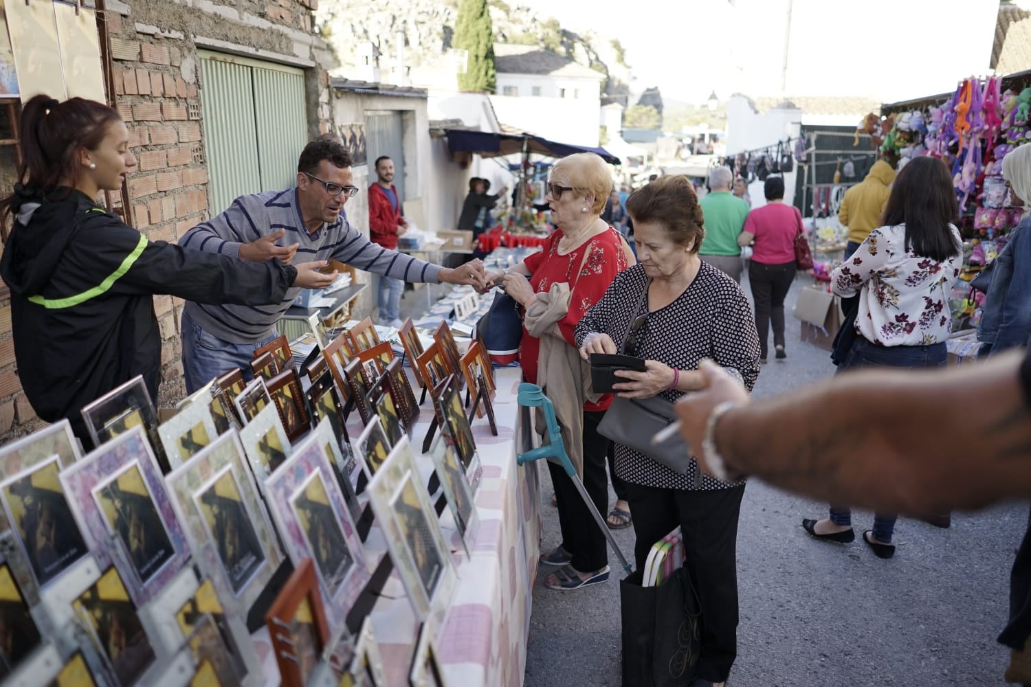 Miles de personas se acercan a este municipio para cumplir con una de las tradiciones más arraigadas en Granada